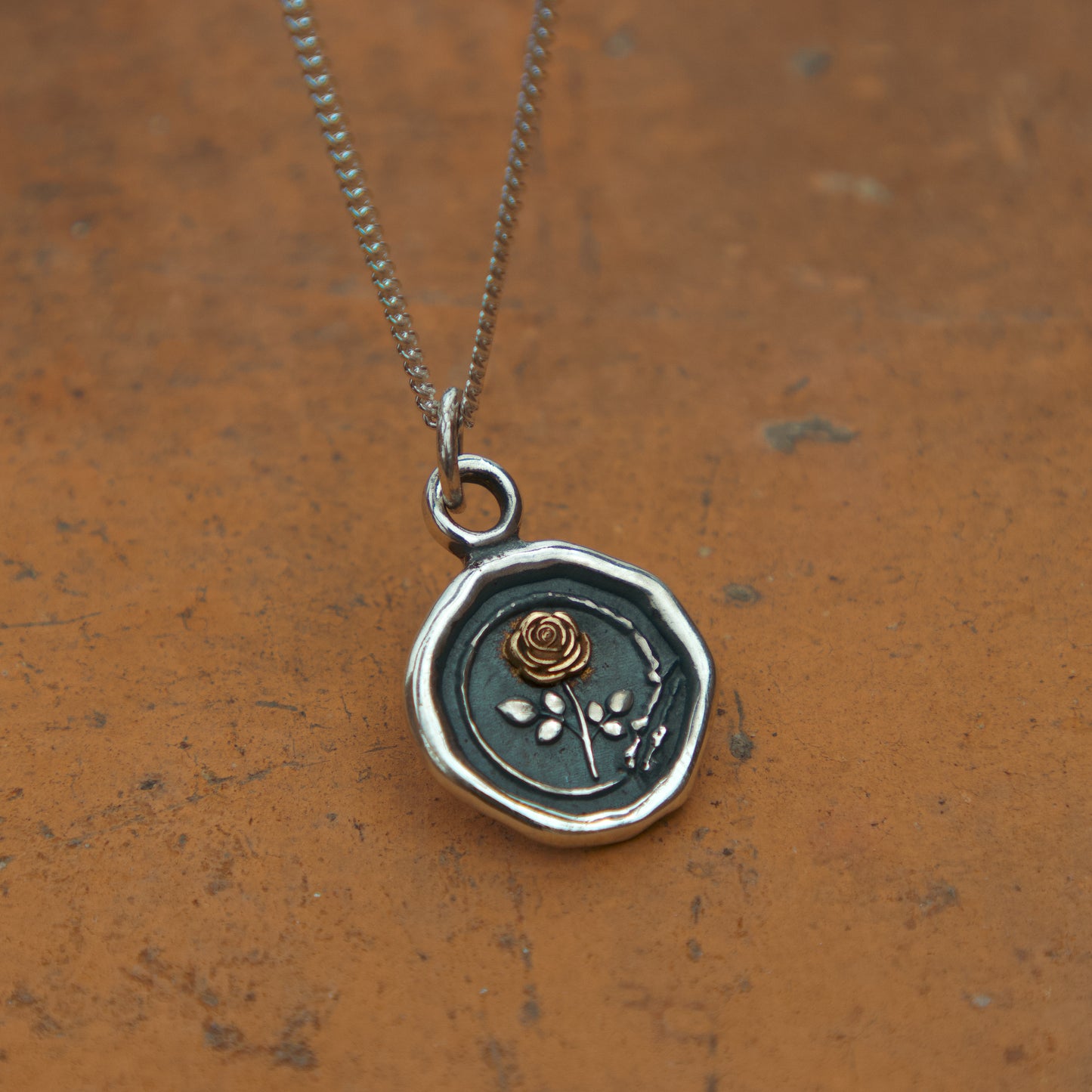 Collar Rosa Eterna