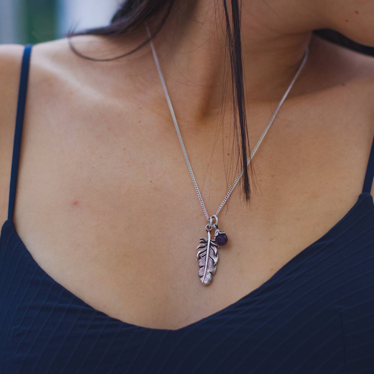 Collar de Pluma en plata 950 simbolizando libertad.