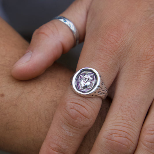 Anillo Corazón Sagrado de Plata 950 - Lima