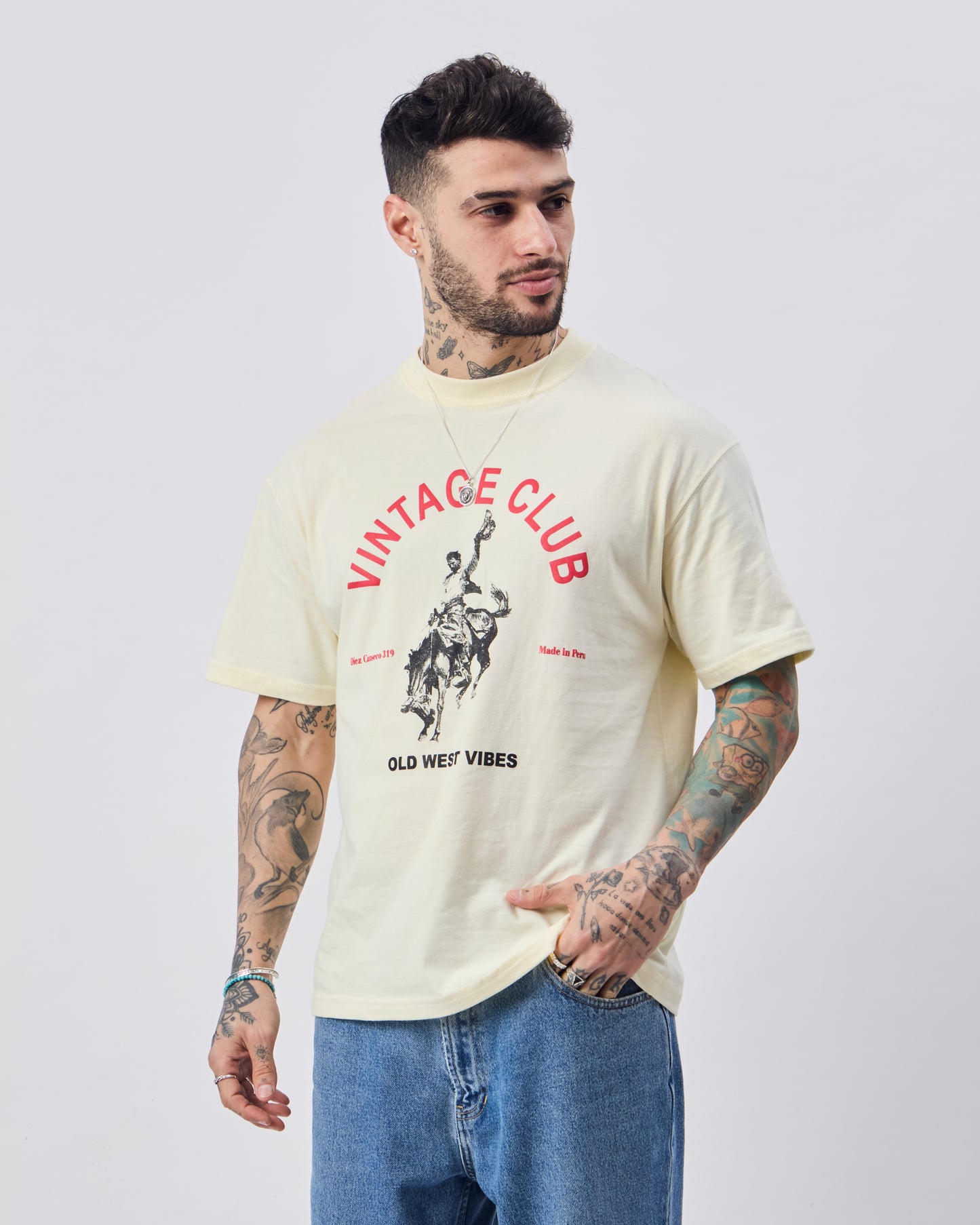 Camiseta Vintage Club - beige claro